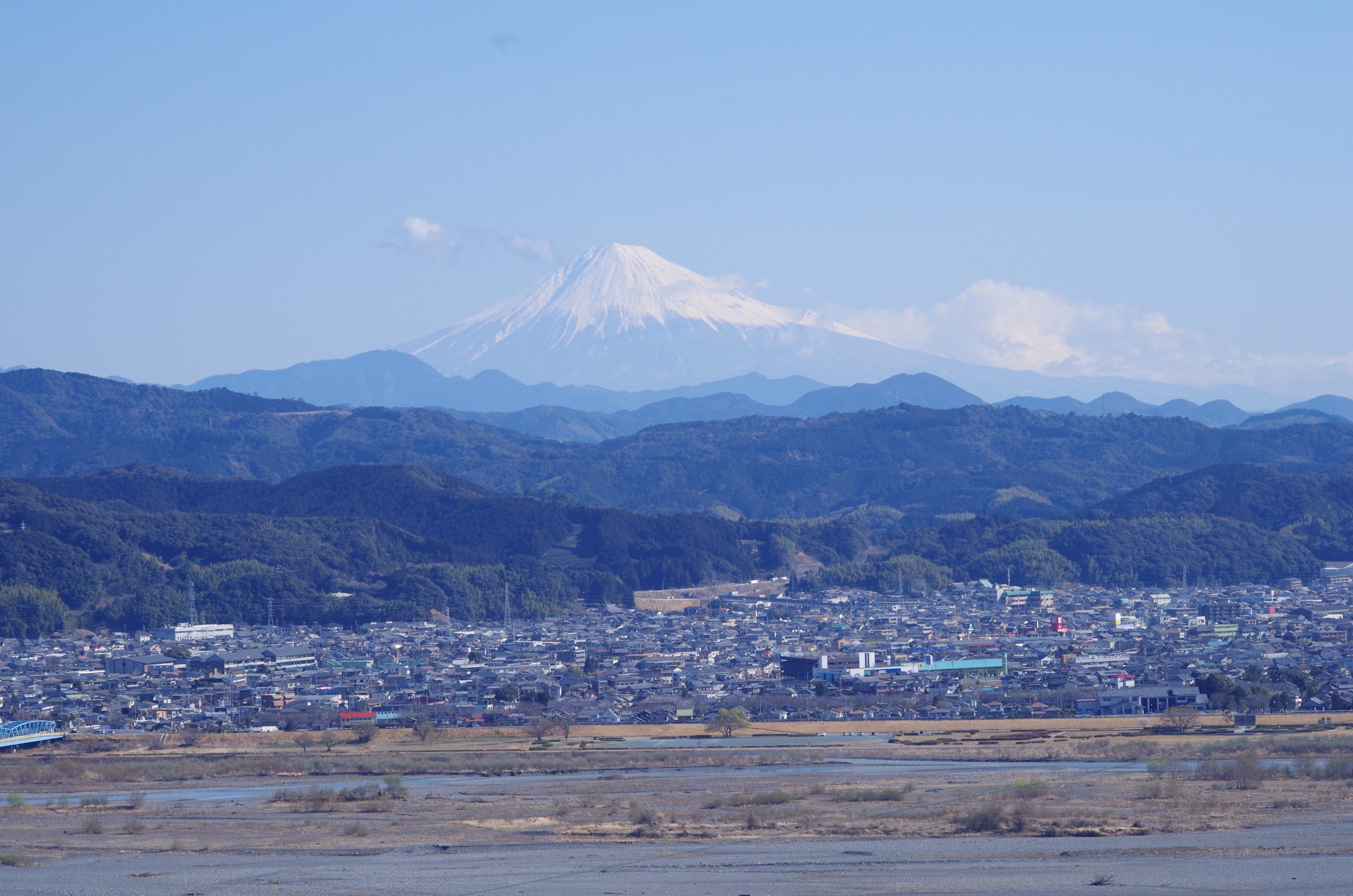 晴れた日には富士山を見ることが出来ます。